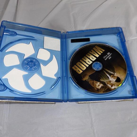 Warrior [Blu-ray] DVDs‎ - Picture 2 of 3
